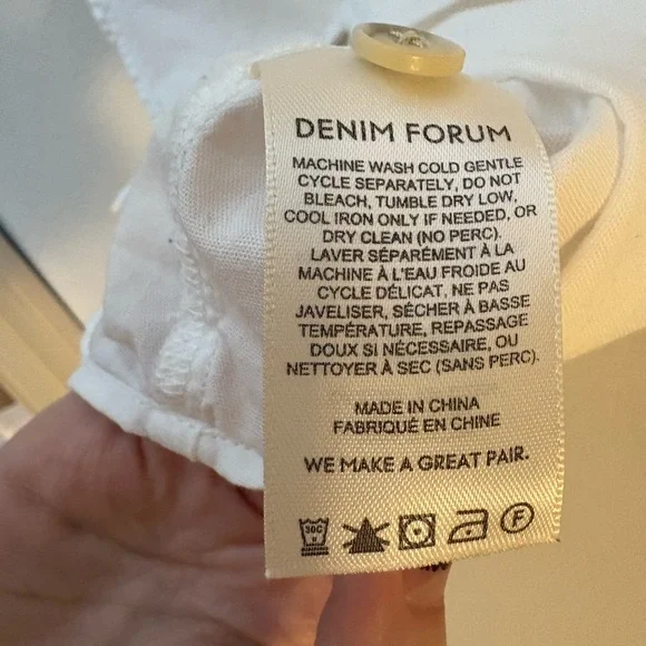 Aritzia Denim Forum 100% Cotton Jane short sleeve Oversized White button - Picture 6 of 6